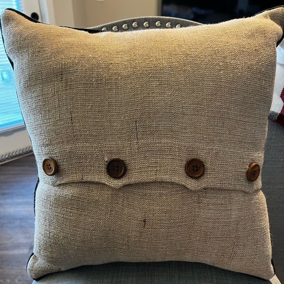 Fleur De Lis Accent Pillow | Cream - Picture 2 of 2